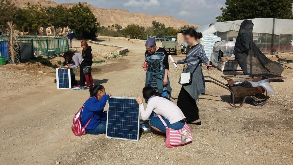 students in Eilat-Eilot's off-grid village as part of our MEPI project